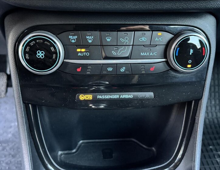 Ford Puma Hatchback 999,0 70 kw