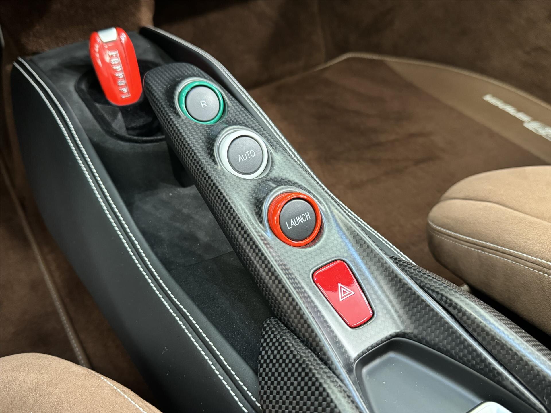 Ferrari F8 Kabriolet 3,9 l 530 kw