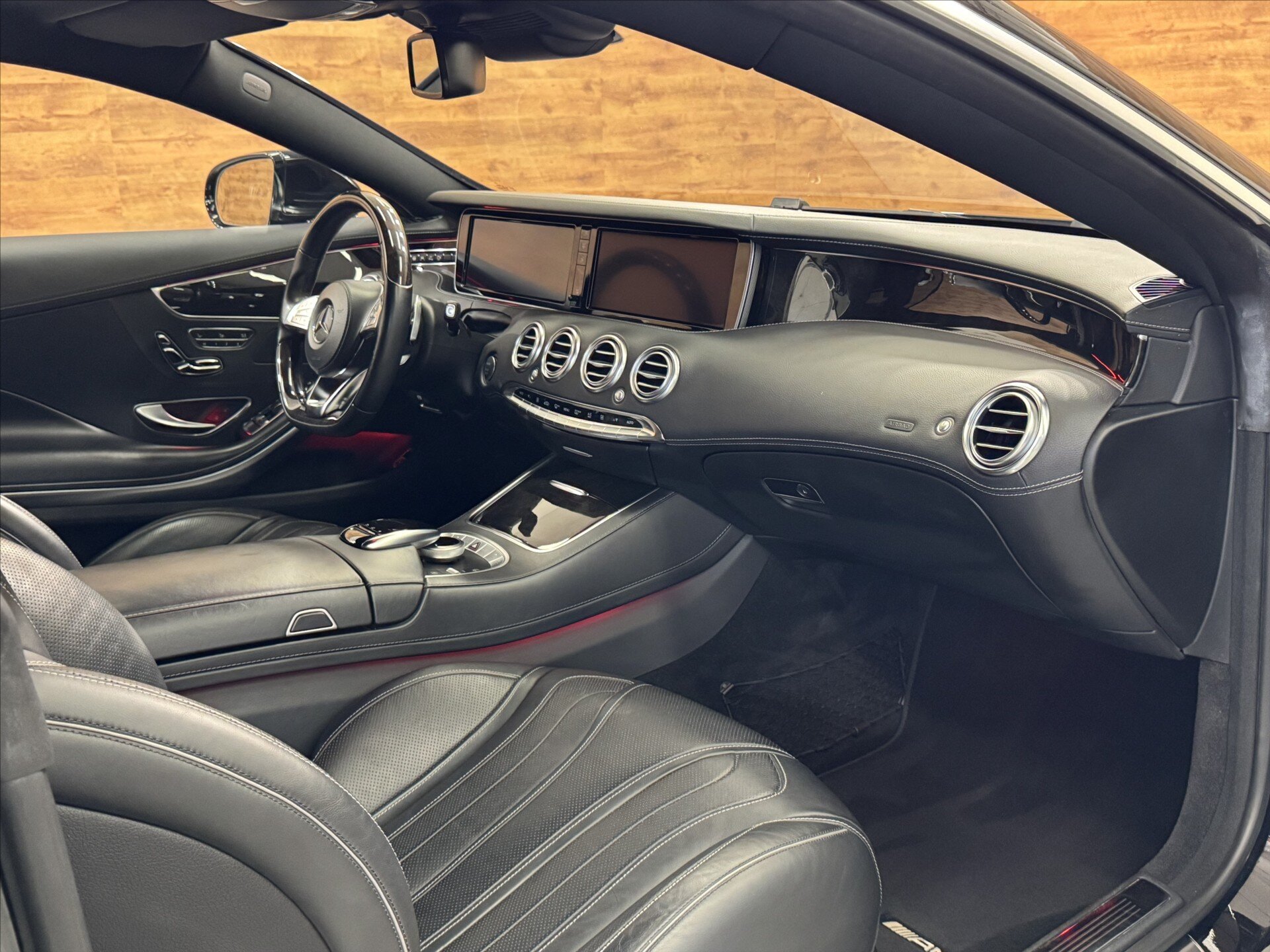 Mercedes-Benz Třídy S Kupé 4,7 l 335 kw