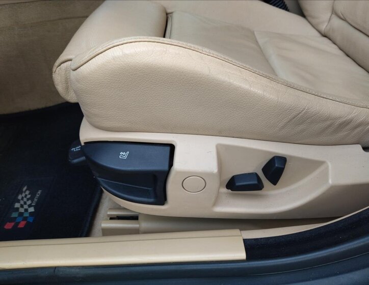 BMW Řada 5 Kombi 3,0 l 145 kw