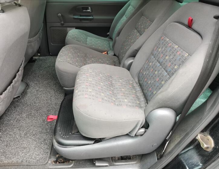 Volkswagen Sharan 12