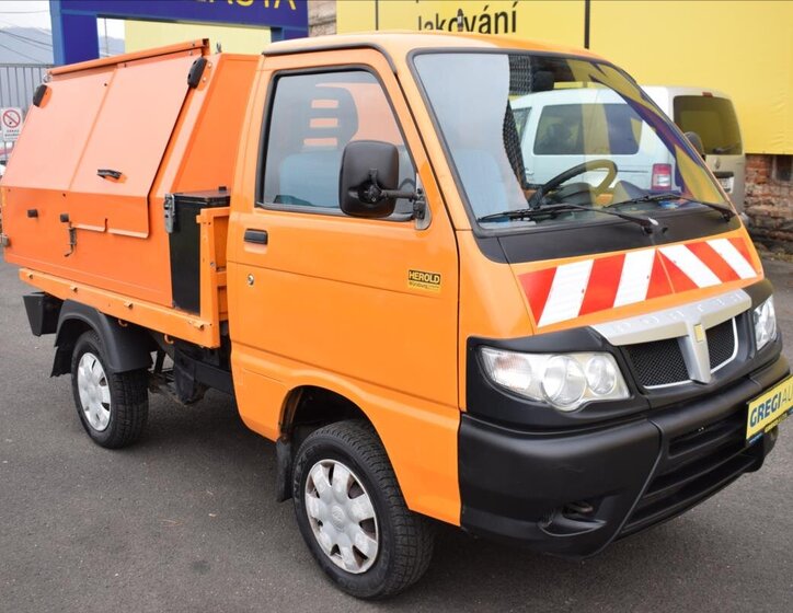 Piaggio Porter Sklápěč 1,3 l 52 kw