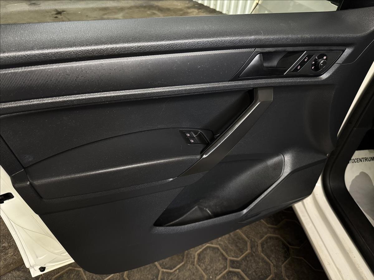 Volkswagen Caddy Ostatní 1,4 l 81 kw