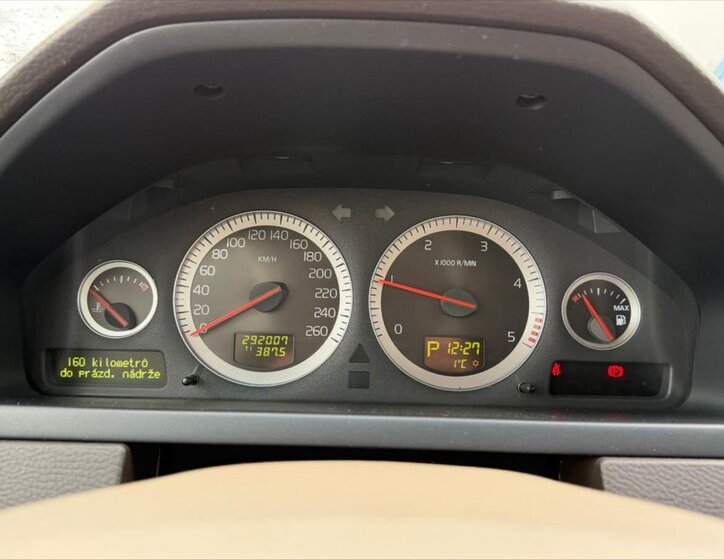 Volvo XC90 Kombi 2,4 l 147 kw