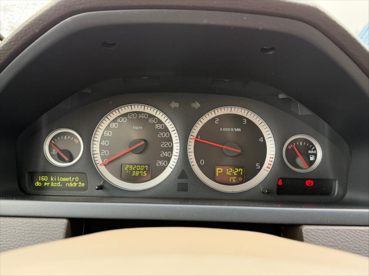 Volvo XC90 Kombi 2,4 l 147 kw