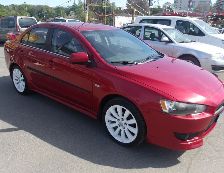 Mitsubishi Lancer Sedan / Limuzína 2,0 l 103 kw