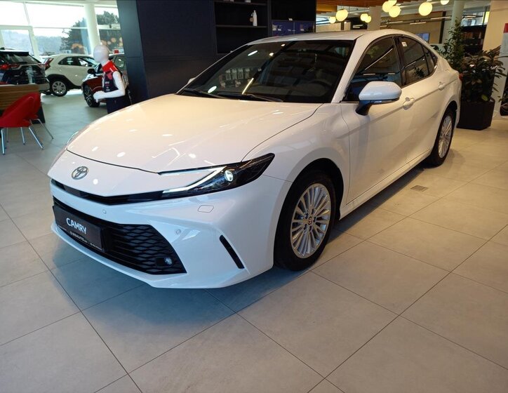 Toyota Camry Sedan 2,5 l 169 kw