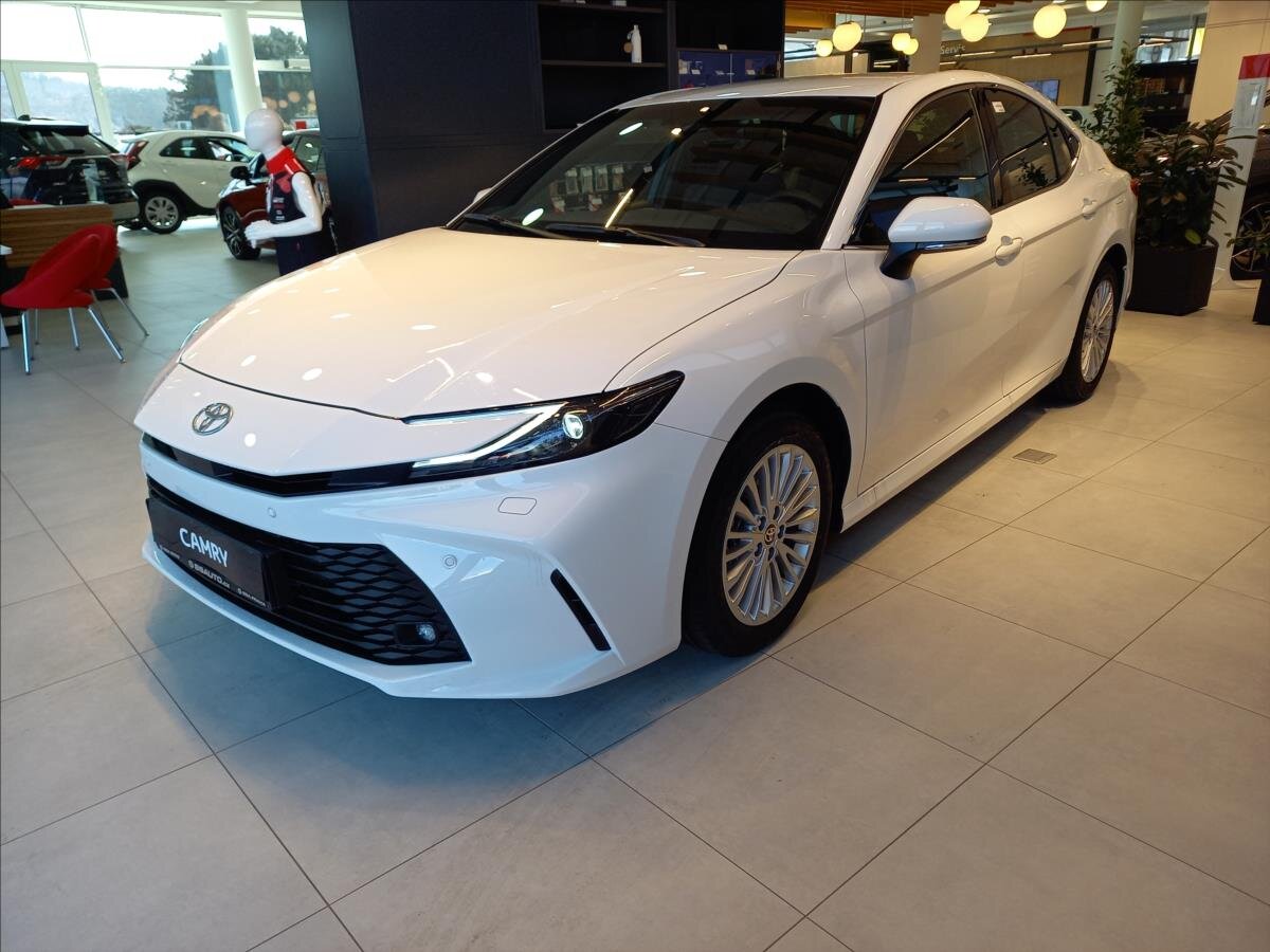 Toyota Camry Sedan 2,5 l 169 kw