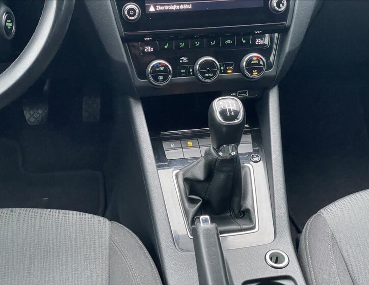 Škoda Octavia Kombi 1,6 l 85 kw