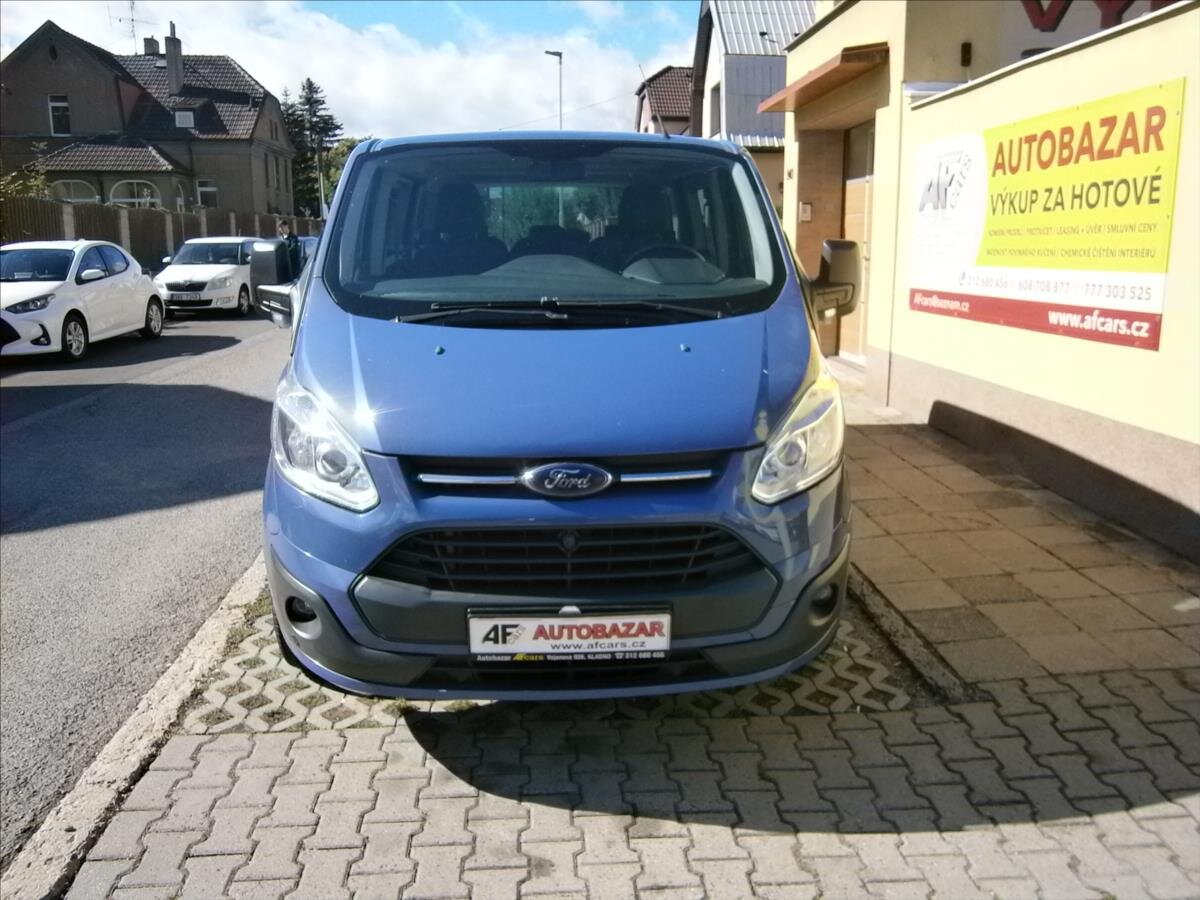 Ford Tourneo Custom VAN-Minibus 2,2 l 92 kw