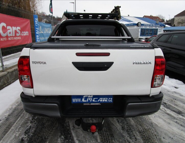 Toyota Hilux Pick-up 2,4 l 110 kw
