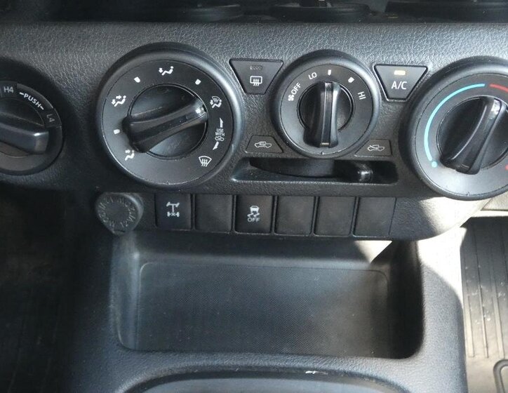 Toyota Hilux Ostatní 2,4 l 110 kw