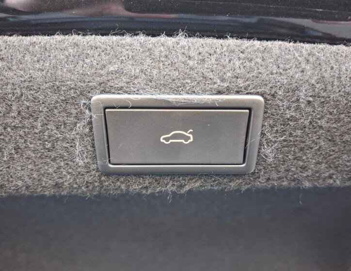 Škoda Octavia Sedan / Limuzína 2,0 l 180 kw