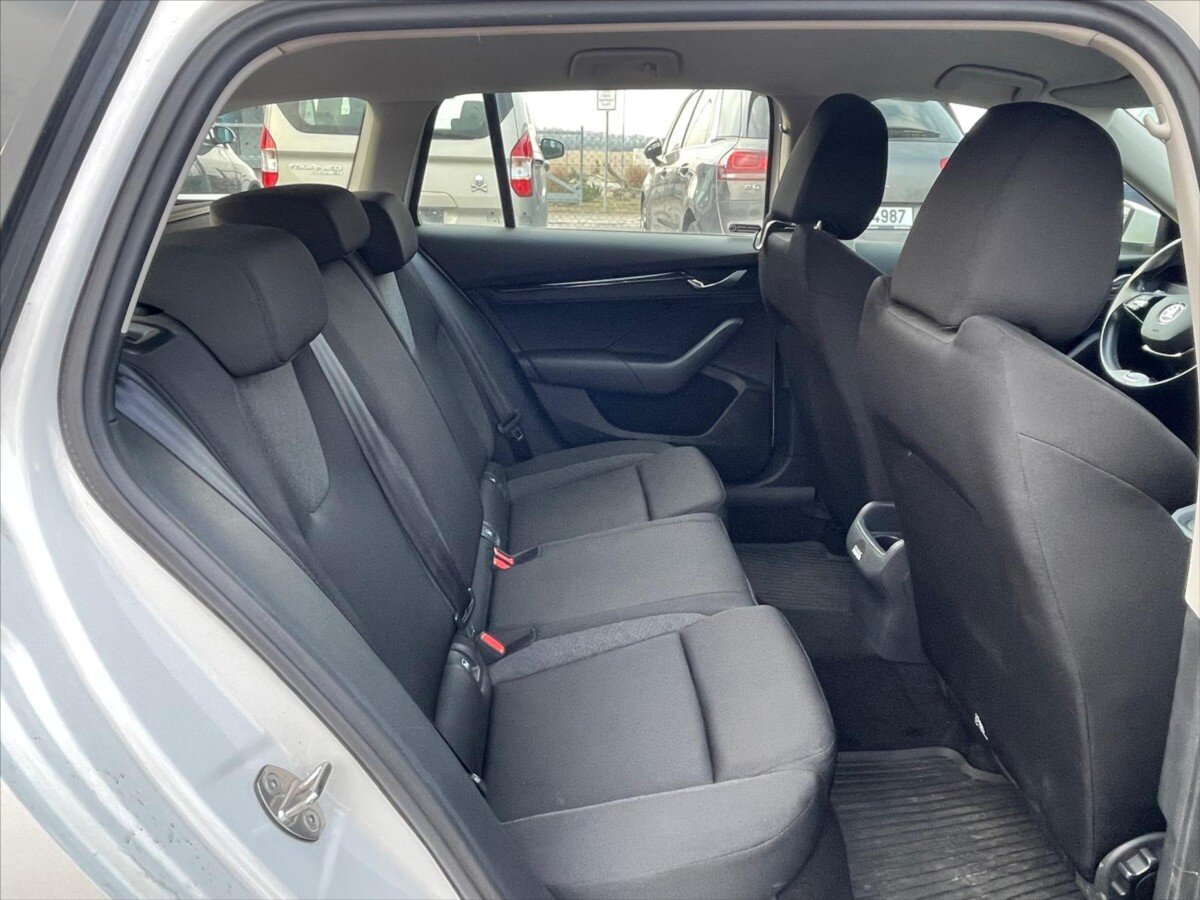 Škoda Octavia Kombi 2,0 l 85 kw