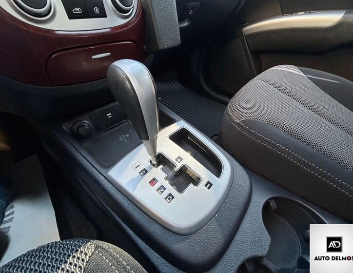 Hyundai Santa Fe SUV / Terénní 2,2 l 114 kw