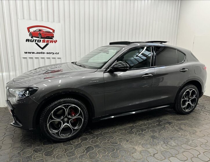 Alfa Romeo Stelvio 3
