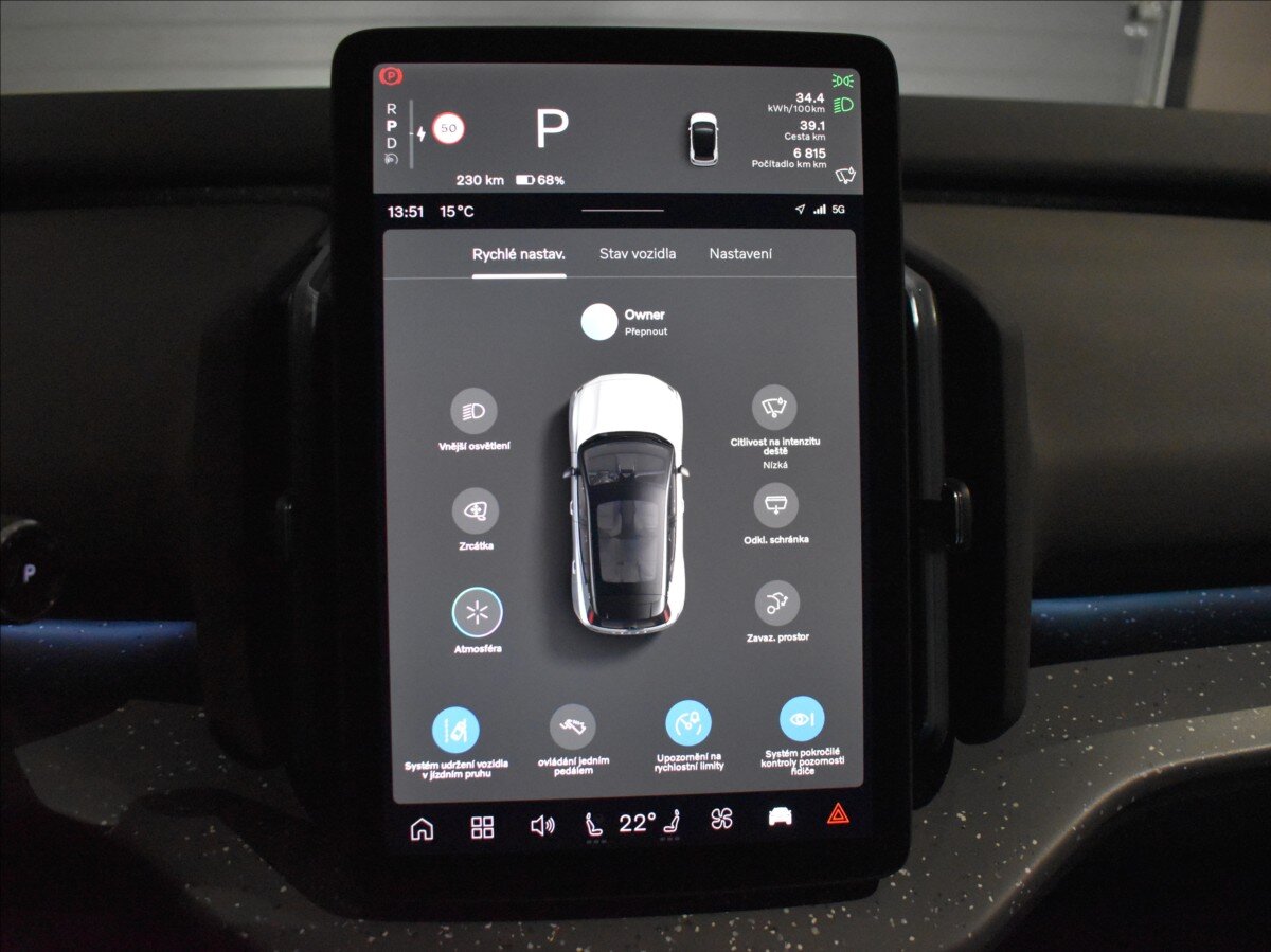 Volvo EX30 SUV / Terénní 0,0 315 kw