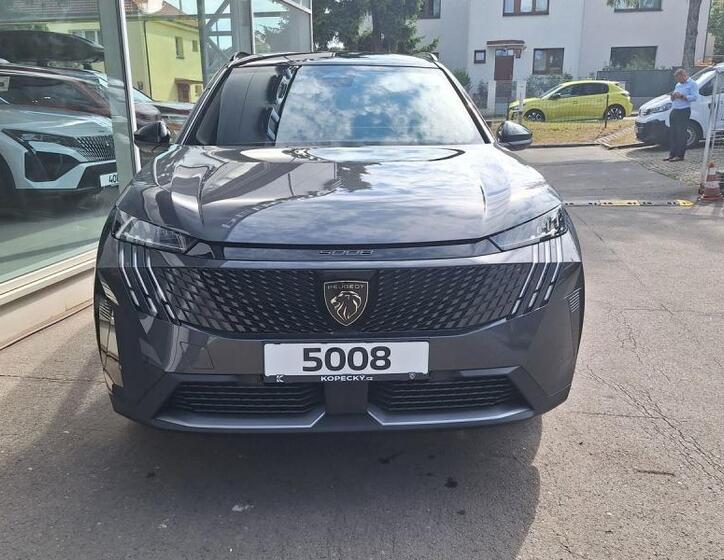 Peugeot 5008 2