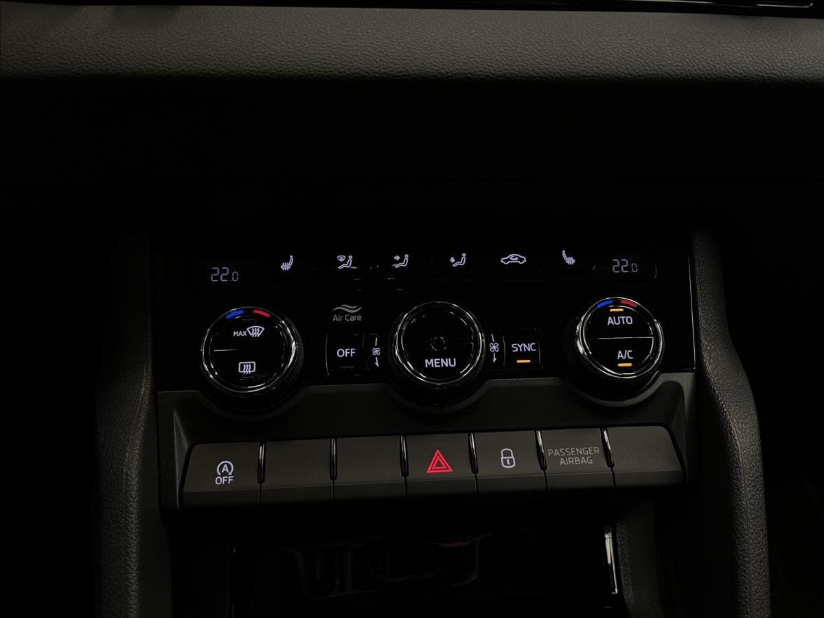 Škoda Karoq SUV 1,5 l 110 kw