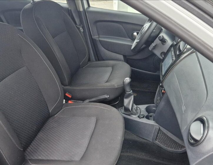 Dacia Sandero 12