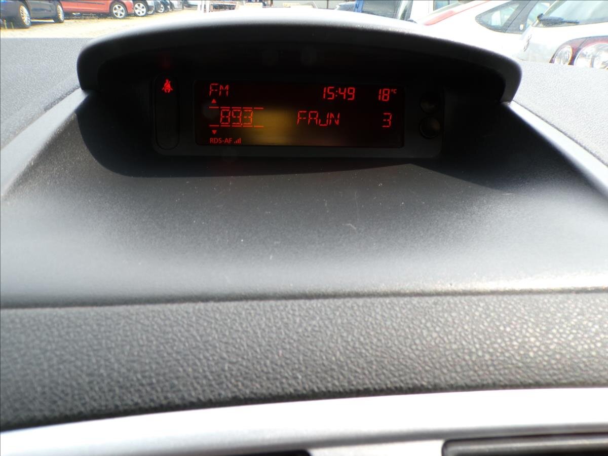 Renault Clio Kombi 1,1 l 74 kw