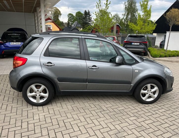 Suzuki SX4 SUV / Terénní 1,6 l 79 kw