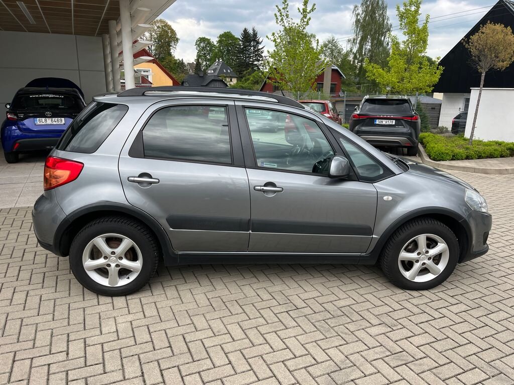 Suzuki SX4 SUV / Terénní 1,6 l 79 kw
