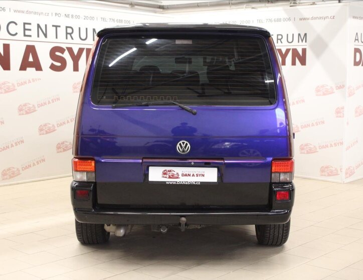 Volkswagen Caravelle Kombi 2,5 l 111 kw