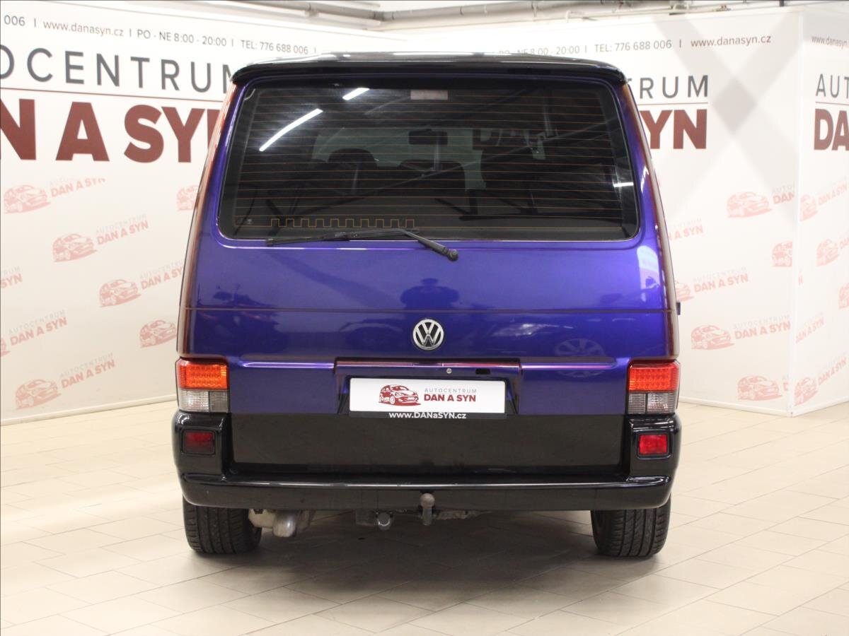Volkswagen Caravelle Kombi 2,5 l 111 kw