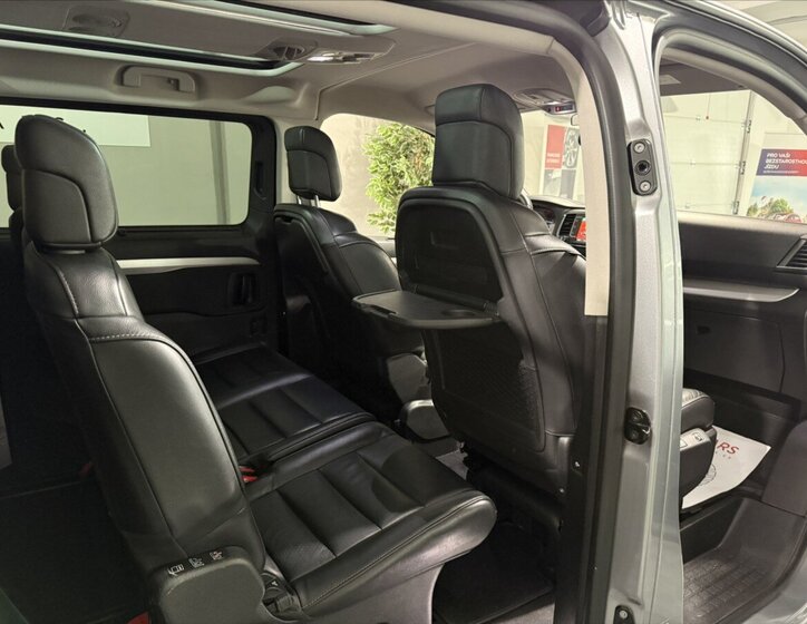 Citroën SpaceTourer Kombi 2,0 l 130 kw