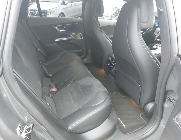 Mercedes-Benz EQE 11