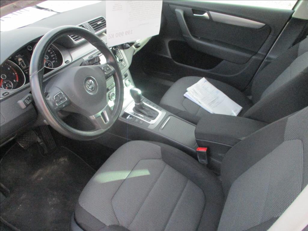 Volkswagen Passat Kombi 1,4 l 90 kw