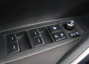 Toyota Corolla Sedan 1,5 l 92 kw