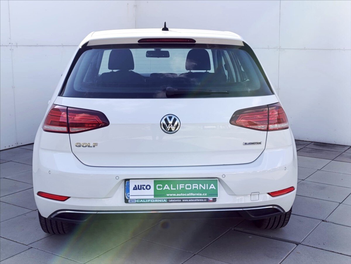 Volkswagen Golf Hatchback 1,5 l 96 kw