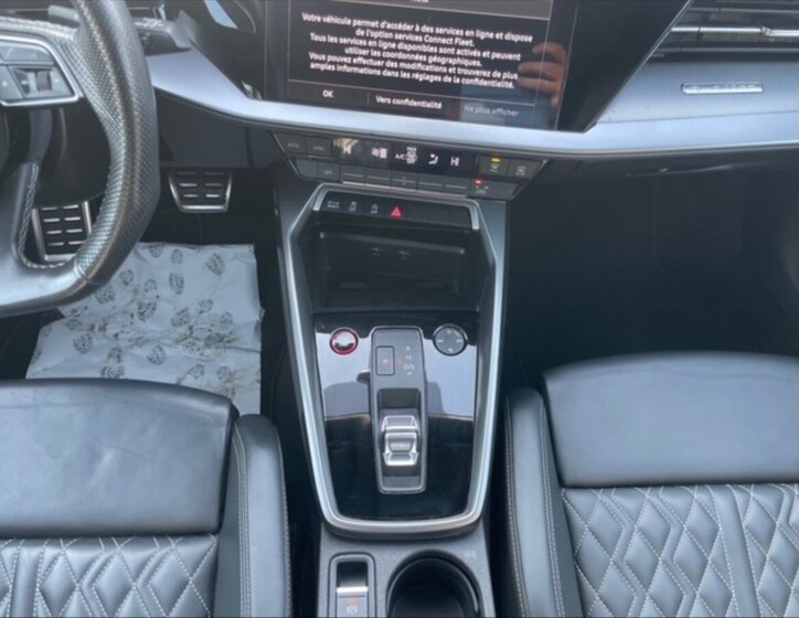 Audi S3 Hatchback 2,0 l 228 kw