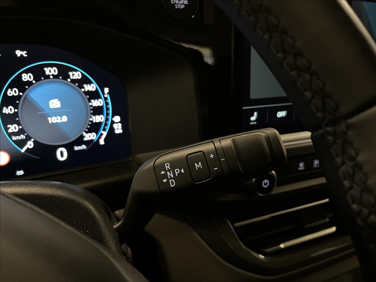 Volkswagen Caravelle Kombi 2,0 l 110 kw