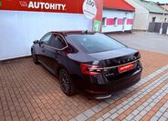 Škoda Superb 9