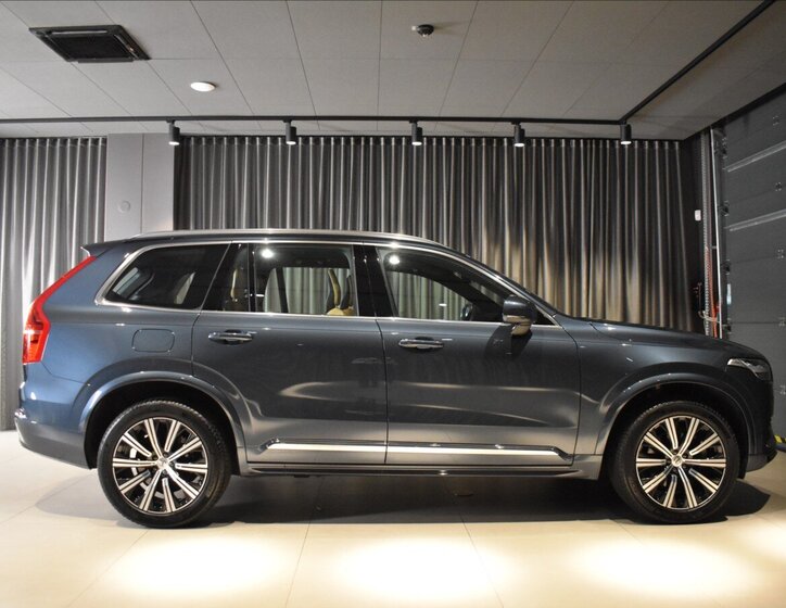 Volvo XC90 SUV 2,0 l 173 kw
