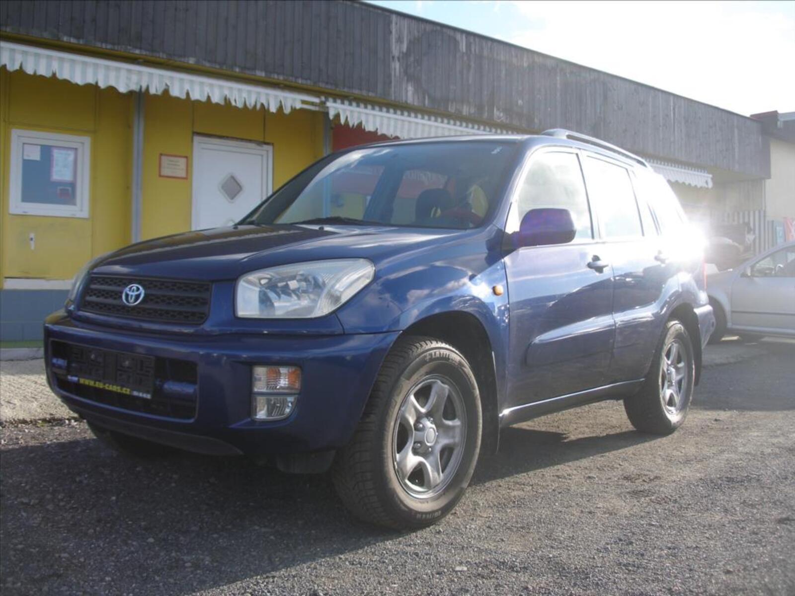 Toyota RAV4 1