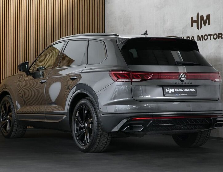 Volkswagen Touareg SUV / Terénní 3,0 l 210 kw