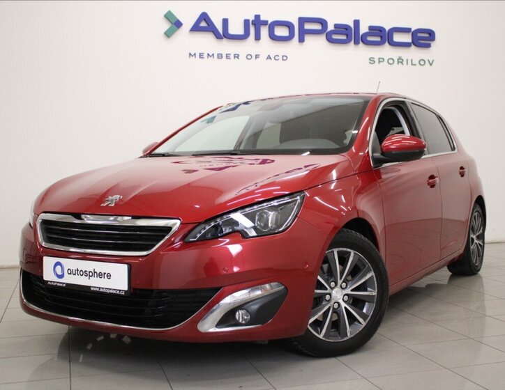Peugeot 308 Hatchback 1,2 l 96 kw