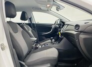 Opel Grandland X SUV 1,2 l 96 kw