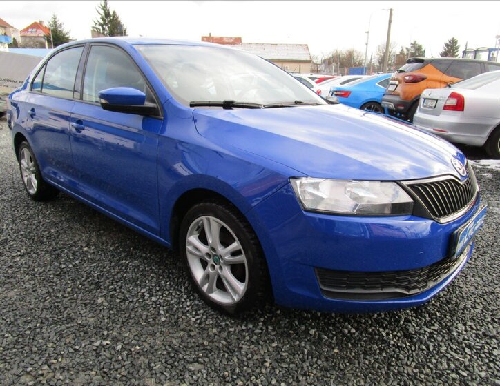 Škoda Rapid Sedan 999,0 70 kw