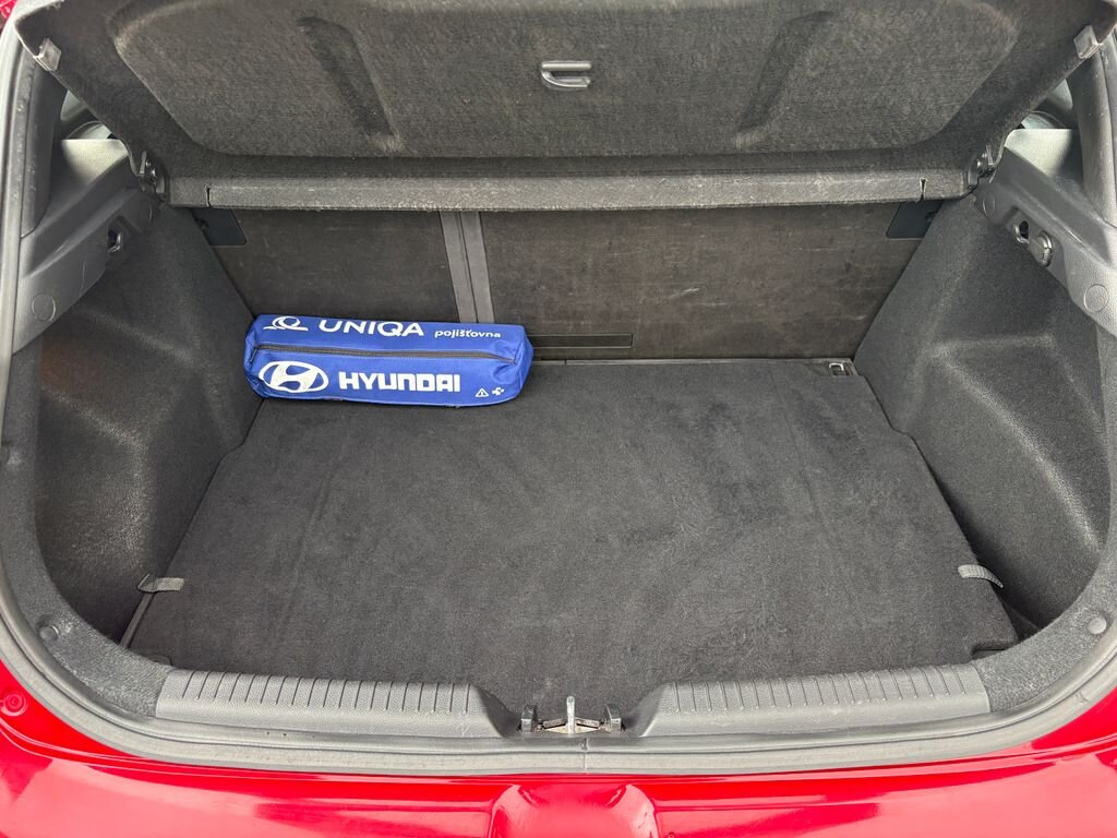 Hyundai i30 Hatchback 1,4 l 73 kw