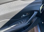 Peugeot 308 Kombi 1,2 l 96 kw