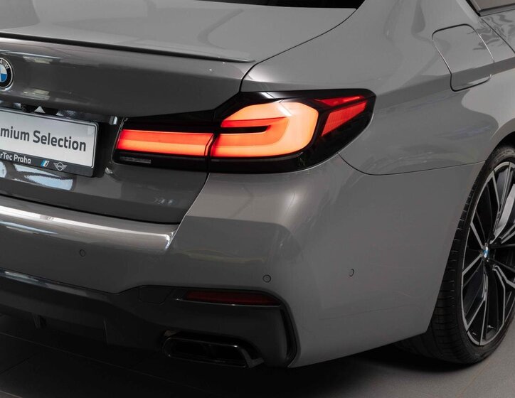 BMW Řada 5 Sedan / Limuzína 4,4 l 390 kw