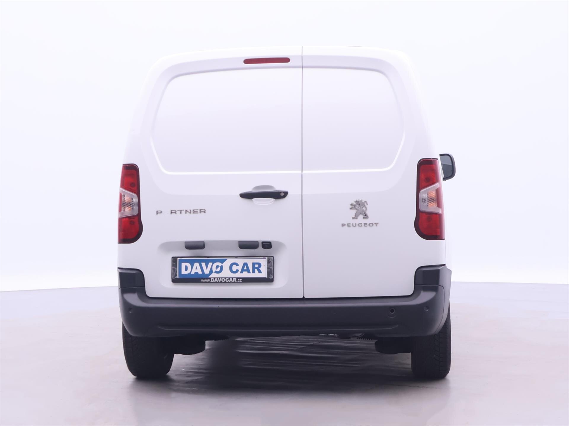 Peugeot Partner Ostatní 1,2 l 81 kw