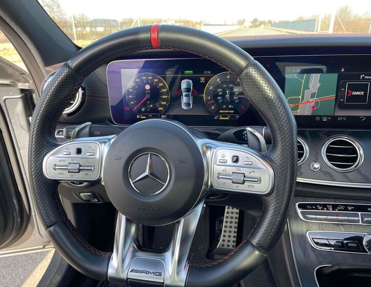 Mercedes-Benz Třídy E 10