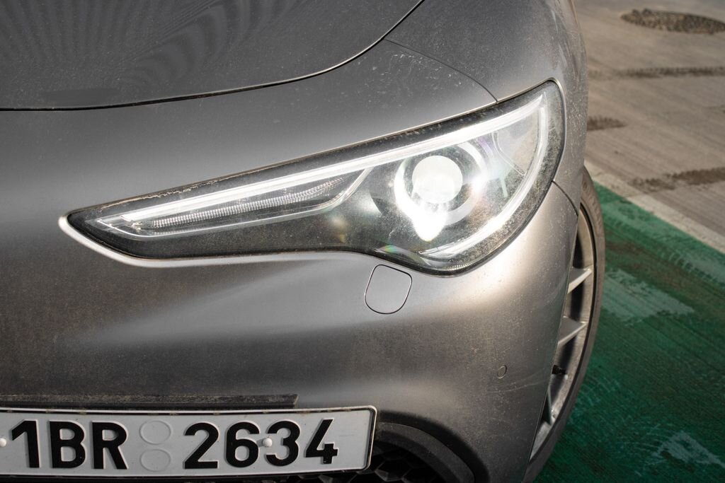 Alfa Romeo Stelvio SUV 2,0 l 206 kw