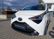 Toyota Aygo Hatchback 998,0 53 kw